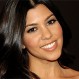 Vuelven a captar a Kourtney Kardashian con supuesto novio 19 años menor