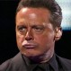 Luis Miguel estalla contra un técnico de sonido y le arroja una flor: La furiosa reacción de “El Sol”