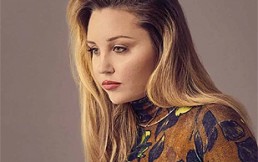 El sombrío aspecto de Amanda Bynes saliendo de rehabilitación: La actriz fue detectada cubriendo su rostro