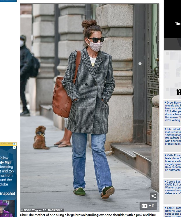De todas formas, la actriz está muy enamorada de su nuevo novio, el chef Emilio Vitolo Jr. / Captura www.dailymail.co.uk