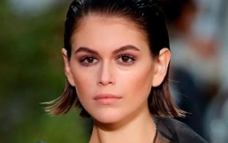 Kaia Gerber destaca en fiesta que compartió con otras celebridades: Así captaron a la hija de Cindy Crawford