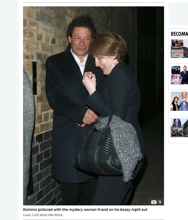 Junto al actor británico se encontraba una misteriosa mujer, quien además debió ayudarlo a ingresar a un hotel / Captura www.thesun.co.uk
