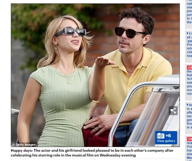 Previamente, el ganador del Óscar se ausentó a la boda de su hermano Ben / Captura www.dailymail.co.uk