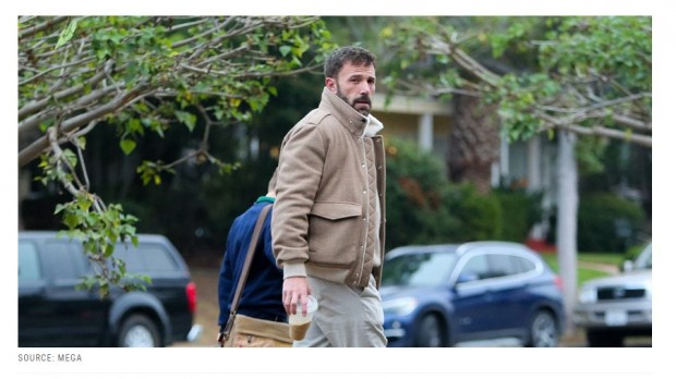 Ben Affleck, junto a su hijo Samuel y sin JLO / Captura radaronline.com