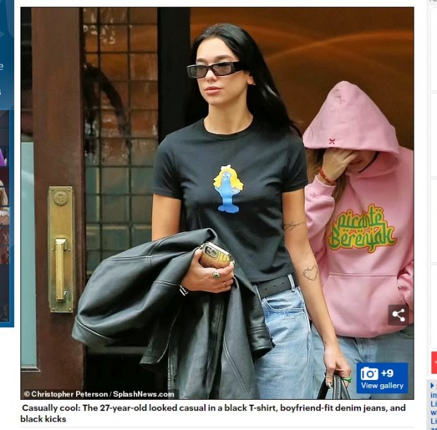 Dua Lipa, muy informal en Nueva York / Captura www.dailymail.co.uk