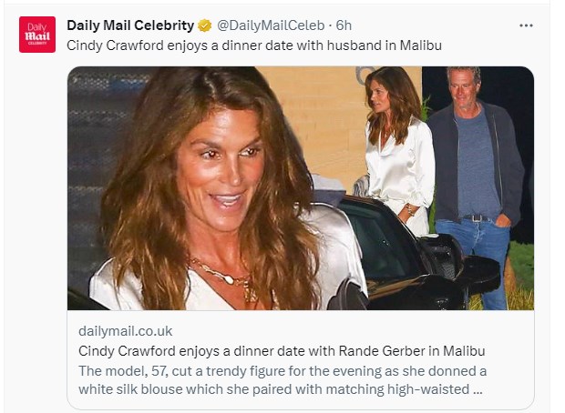 Cindy Crawford demostró toda su vigencia a sus 57 años, siendo captada al salir a cenar con su esposo en Malibú / Captura twitter.com/DailyMailCeleb