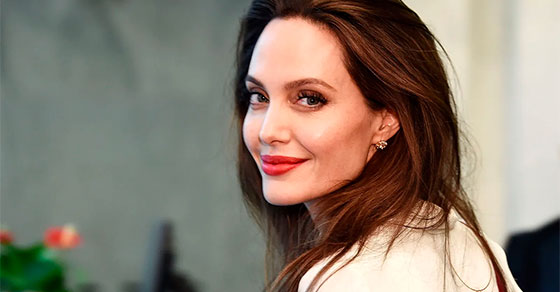 jolie-paparazzis-1