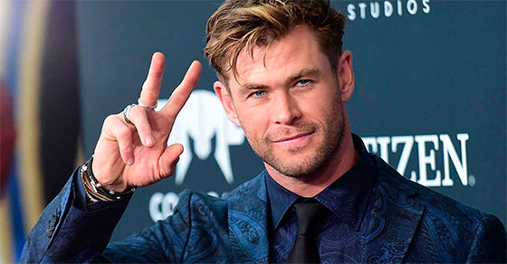Chris-Hemsworth-paparazzis-1