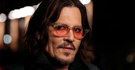 Johnny-Depp-paparazzis-1