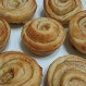 Rollitos de canela: Deliciosa preparación para comer con un helado de vainilla