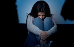 ¿Qué hay detrás de las denuncias por violencia de género que están masificándose en redes sociales?