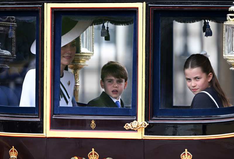 KATE MIDDLETON REAPARECE EN LA CEREMONIA TROOPING THE COLOUR TRAS SU ULTIMO ACTO PUBLICO