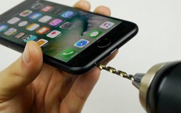 Tutorial falso llama a taladrar el iPhone 7: Muchos cayeron y hoy se lamentan