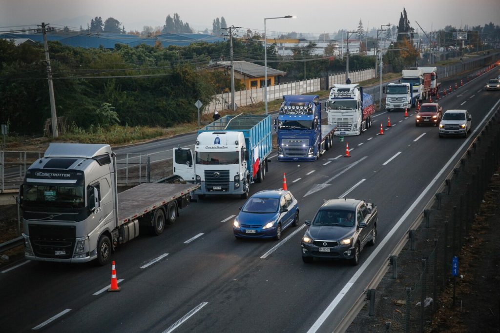 paro-de-camioneros-1024x683