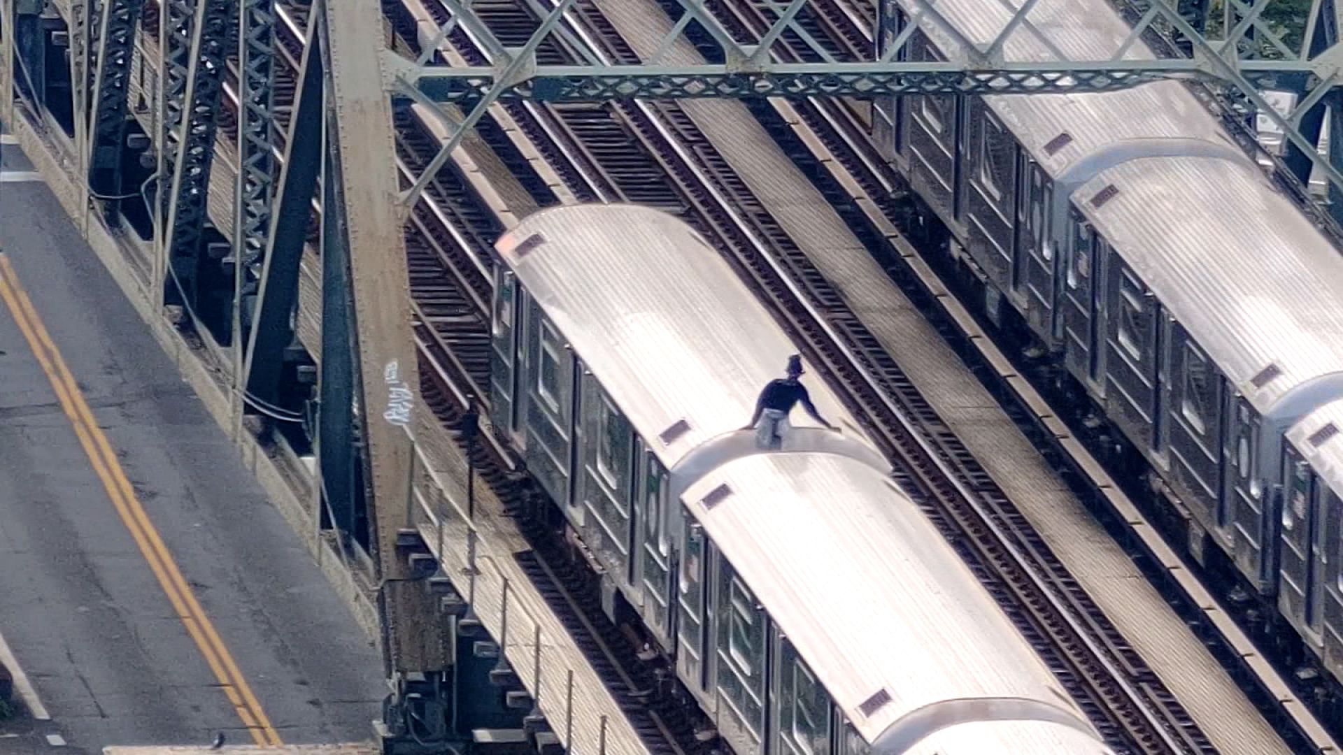 subway-surfing