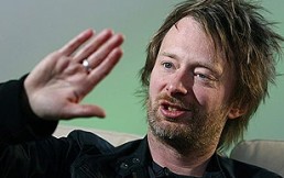 ¿Líder de Radiohead canta “La gasolina”? Descubre el secreto del video que es furor