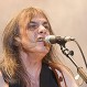 Guns N’Roses emocionó a sus fans con homenaje Malcolm Young en pleno concierto