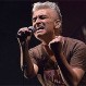 Jorge González reveló la letra original de “El baile de los que sobran”: Estos son los cambios