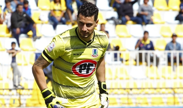 El portero Gabriel Arias será el noveno argentino que jugará por Chile.