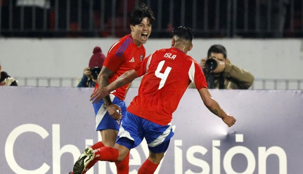 Víctor Dávila fue la figura del primer tiempo, marcando dos goles.