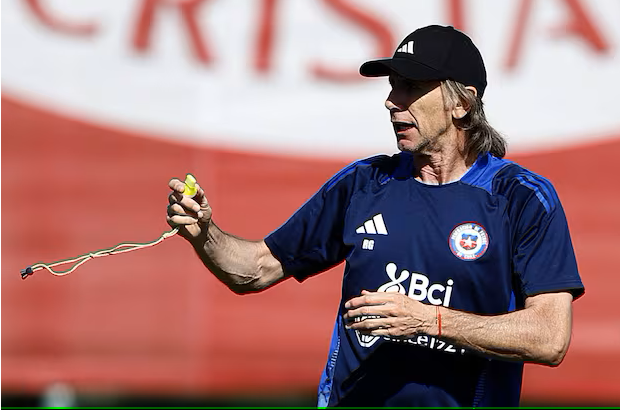 Ricardo Gareca conformaría una formación inédita para enfrentar a Argentina este jueves.
