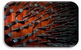Los clavos del mal carácter: Una gran enseñanza sobre las cosas que valen la pena