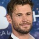 La sorpresiva aparición de Chris Hemsworth en una popular serie de la actualidad: Prácticamente nadie la notó