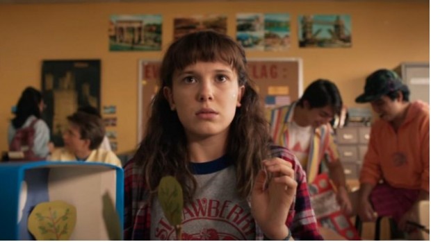 Aspecto de Millie Bobby Brown en video explicativo de "Stranger Things" fue muy comentado por los fans / www.20minutos.es