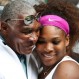 Hermanas Williams viven un triste fin de año: Su padre sufre dos nuevos derrames cerebrales