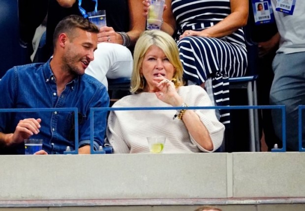 Martha Stewart, empresaria y presentadora televisiva, conocida por el show "Las Mejores Recetas de Marta Stewart".