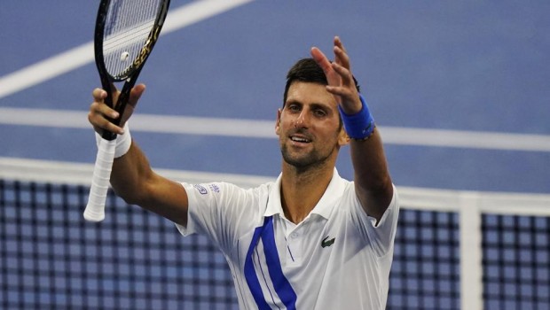 Novak Djokovic, escolta de Federer / www.mundodeportivo.com