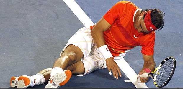 A sus 35 años, Rafael Nadal afronta la lesión más compleja de su carrera / www.elmundo.es