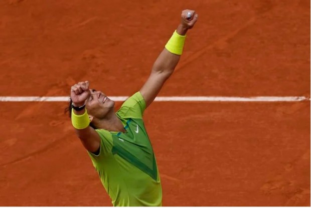 Rafael Nadal vive un momento de suma felicidad tras ganar Roland Garros; al mismo tiempo, padece mucho dolor por su lesión / www.infobae.com
