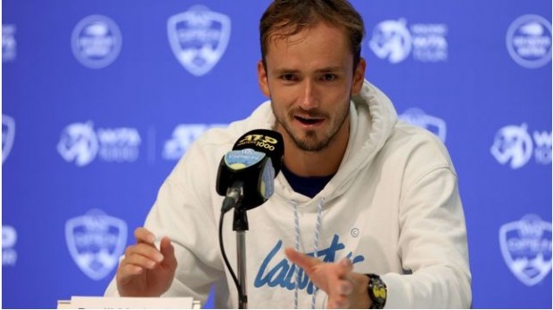 Daniil Medvedev explicó el duro cruce con un aficionado, quien lo había llamado "perdedor" / as.com