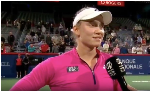 Elena Rybakina ganó un partido a las 3 de la mañana, y dijo que "estoy destruida" / www.puntodebreak.com