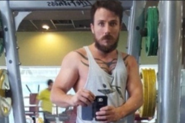 Gonzalo Egas: Lejos de las polémicas, encausó su vida de la mano de Noah, hijo de su pareja la española Wilma González. Se ha dedicado a diversos oficios, desde animador hasta actor, pero siempre ligado a las comunicaciones. En los últimos meses ha participado en la obra "Desvergonzados". Paralelamente, dedica parte de su tiempo a las artes marciales y al fisicoculturismo.