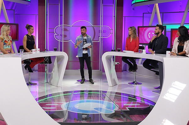 SQP (CHV): En febrero de este año llegó a su fin, después de 15 años al aire, el emblemático espacio farandulero. Luego del gran éxito de sintonía que tuvo en sus primeros años, con panelistas como Felipe Avello, René Naranjo, Pamela Díaz y Cristián “Chico” Pérez, fueron apareciendo otros similares.