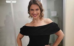 Actriz Catherine Mazoyer participa de sesión fotográfica para una conocida revista nacional