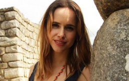 Juanita Ringeling realiza sesión fotográfica en un lugar muy especial mostrando su avanzado embarazo