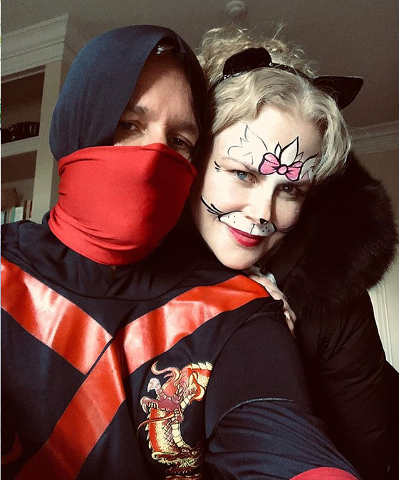 nicole-kidman-y-su-hermana-disfrazadas-halloween-2