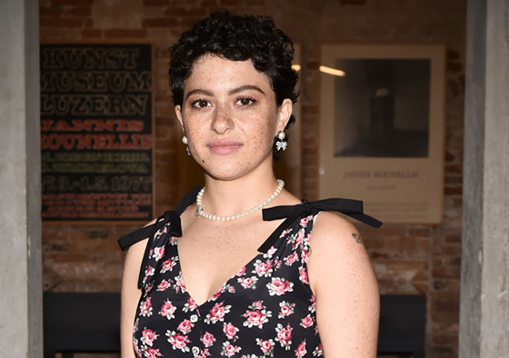 Brad-Pitt-nueva-pareja-actriz-alia-Shawkat-2