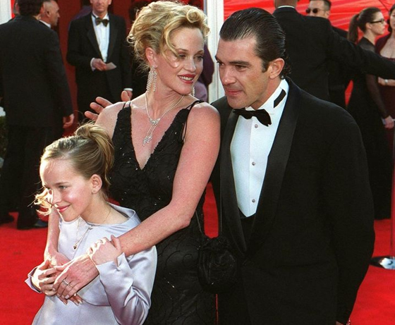 Dakota-johnson-y-antonio-banderas-relacion-unica-2