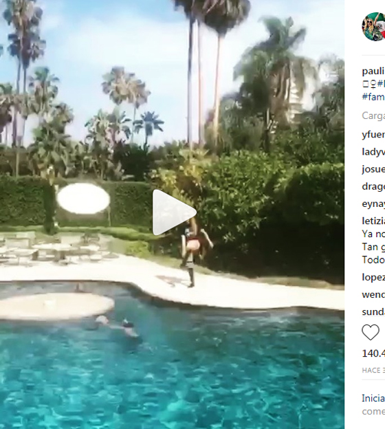 video-paulina-rubio-piscina