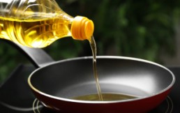 ¿Se puede reutilizar el aceite? Estos son los riesgos para la salud
