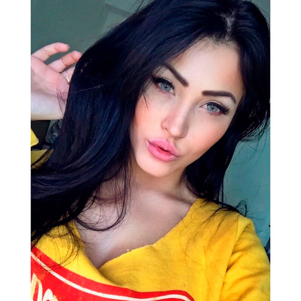 claudia-alende-megan-fox01
