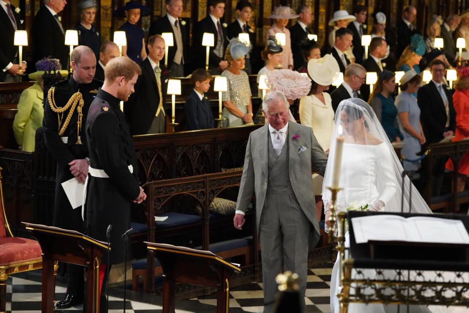 príncipe Carlos Meghan Markle