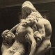 Foto tomada en el Museo de Bellas Artes de Santiago se hace viral: ¿Humorada o burla?