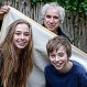 Papá graba y ve crecer a sus hijos en cámara por 20 años: Este es el fabuloso resultado