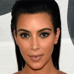 Kim Kardashian dona mil pares de zapatos a los más necesitados