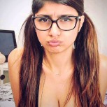 Ex actriz porno Mia Khalifa respondió las preguntas más buscadas en Google sobre sexo
